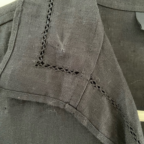 Herman Geist Navy Linen Button Down - Picture 3 of 9